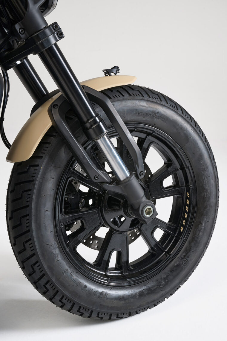 Benelli-Leoncino-Bobber-400-2025-detalles30