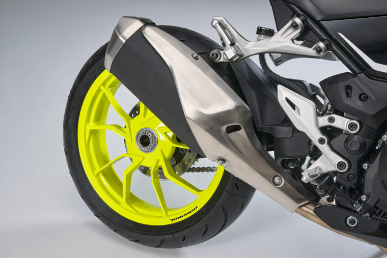 Benelli-Tornado-400-2025-detalles1