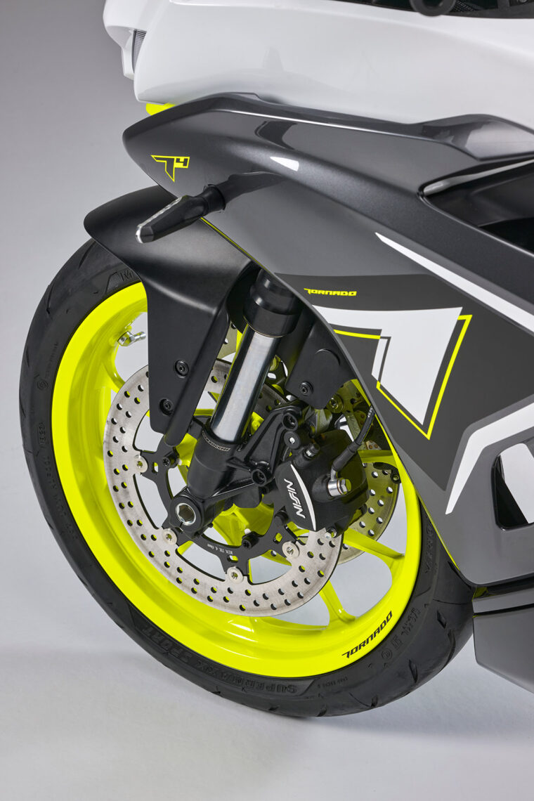 Benelli-Tornado-400-2025-detalles3