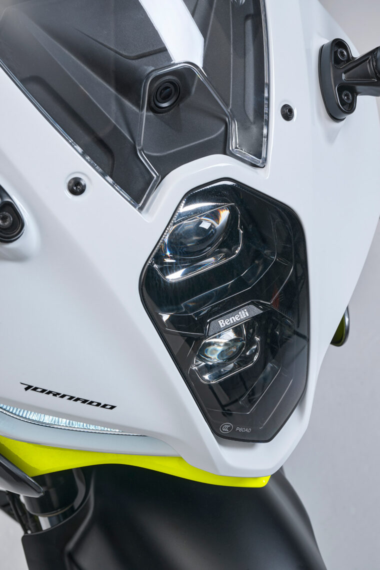 Benelli-Tornado-400-2025-detalles4