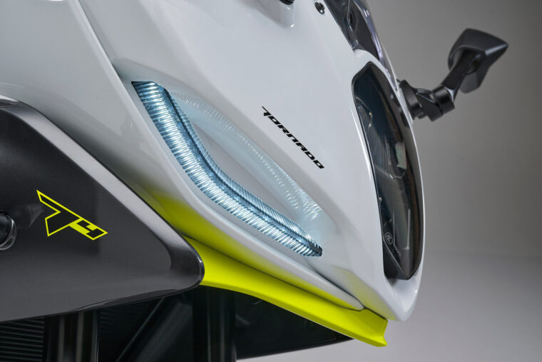 Benelli-Tornado-400-2025-detalles5