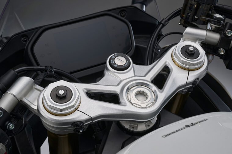 Benelli-Tornado-550-2025-detalles6