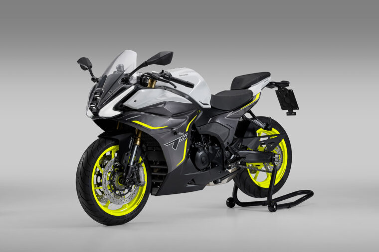 Benelli-Tornado-550-2025-estudio2