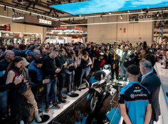 CFMoto en el EICMA 2024: ¡Tricilíndricas 675, motocross eléctrica, brutal prototipo de superdeportiva y el motor V4 de 212 cv! 15 CFMoto Master of Speed concept 2