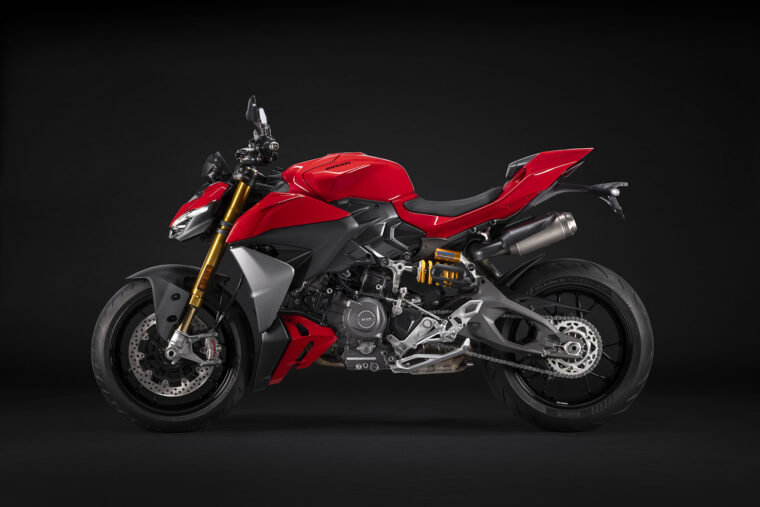 Ducati-Streetfighter-V2-S-2025-estudio1
