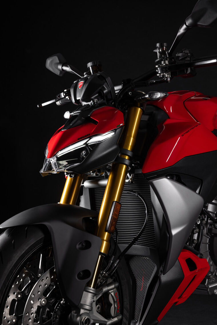 Ducati-Streetfighter-V2-S-2025-estudio13