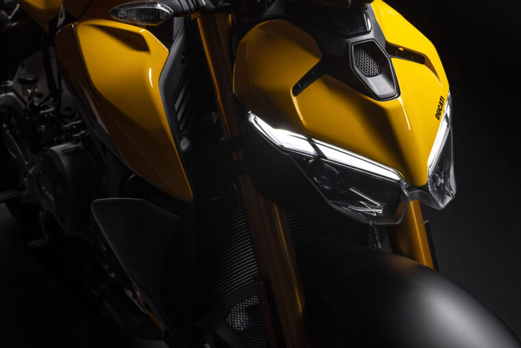 Ducati-Streetfighter-V2-S-2026-amarillo-detalles6