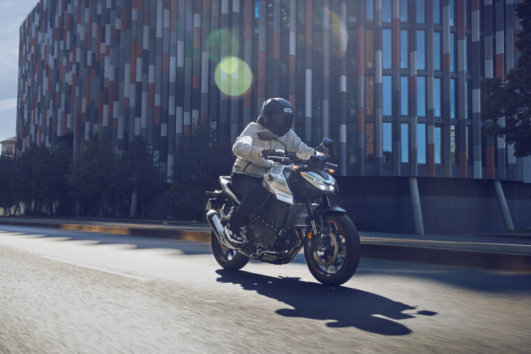 Honda-CB750-Hornet-2025 - 12