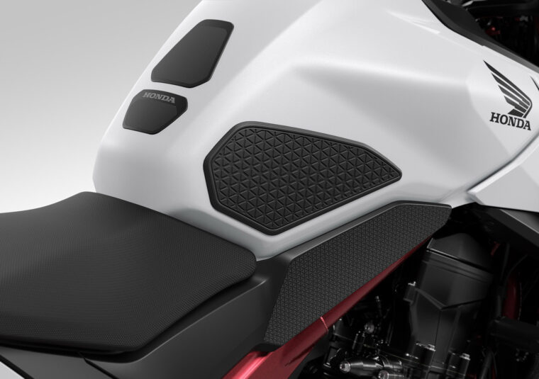 Honda-CB750-Hornet-2025 - 121