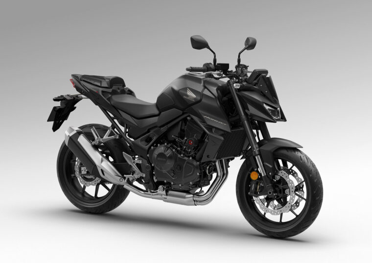 Honda-CB750-Hornet-2025 - 125