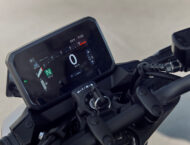 Honda CB750 Hornet 202524