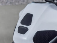 Honda CB750 Hornet 202533