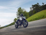 Honda CB750 Hornet 202537