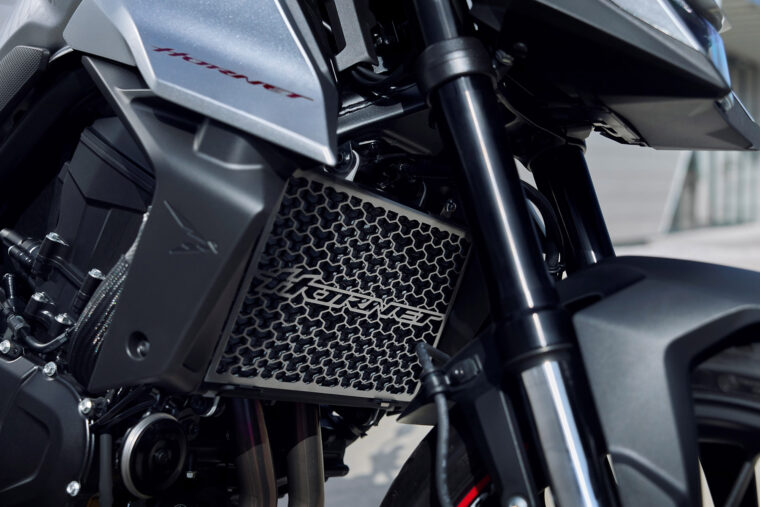 Honda-CB750-Hornet-2025 - 4