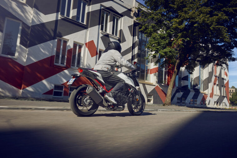 Honda-CB750-Hornet-2025 - 48