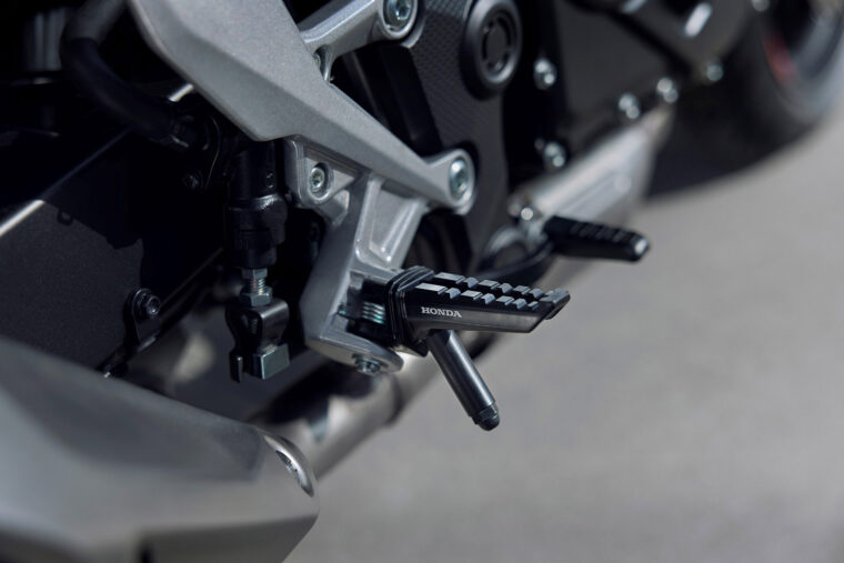 Honda-CB750-Hornet-2025 - 6