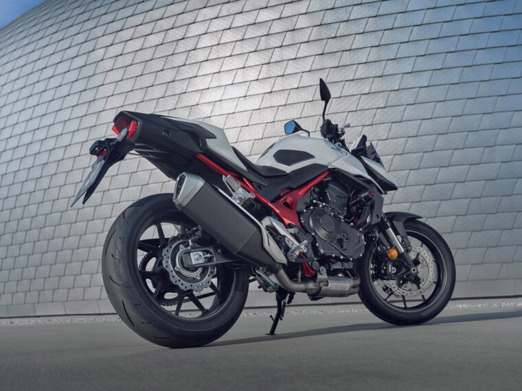 Honda-CB750-Hornet-2025 - 64