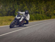 Honda CB750 Hornet 202572