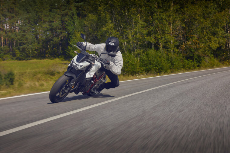 Honda-CB750-Hornet-2025 - 72