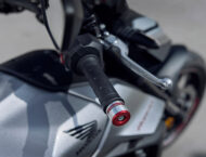 Honda CB750 Hornet 20258