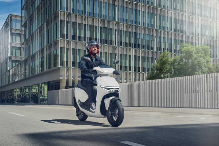 Honda-CUV-e-2025-accion11