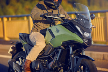 Honda NC750X 2025 accion27