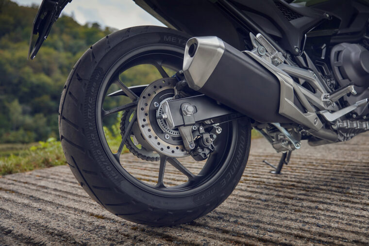 Honda-NC750X-2025-detalles18