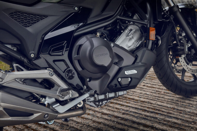 Honda-NC750X-2025-detalles21