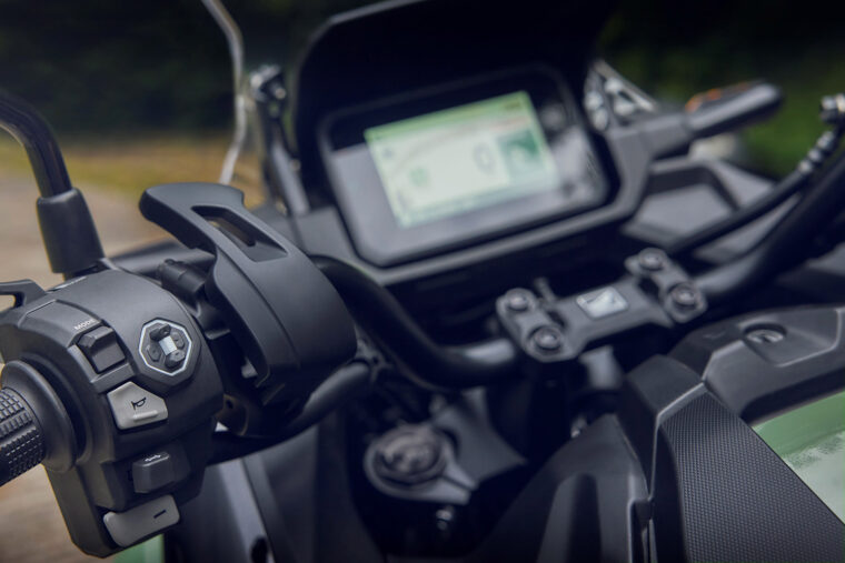Honda-NC750X-2025-detalles27