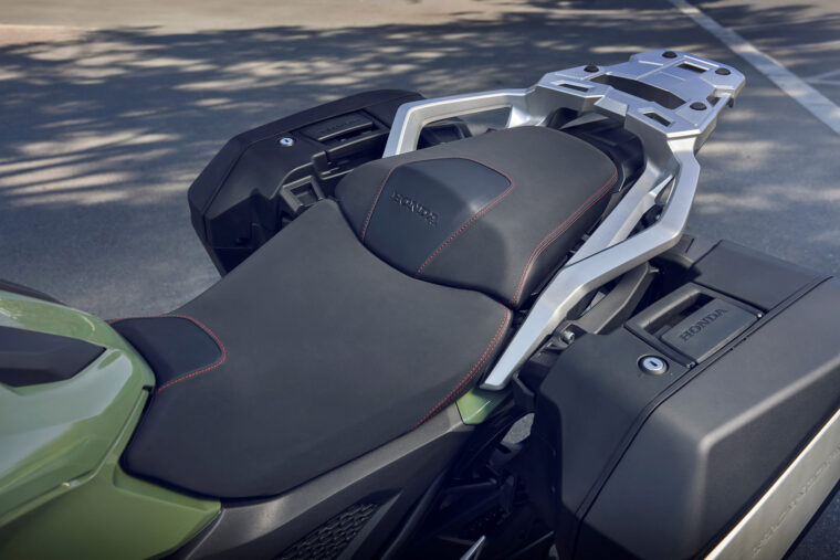 Honda-NC750X-2025-detalles30