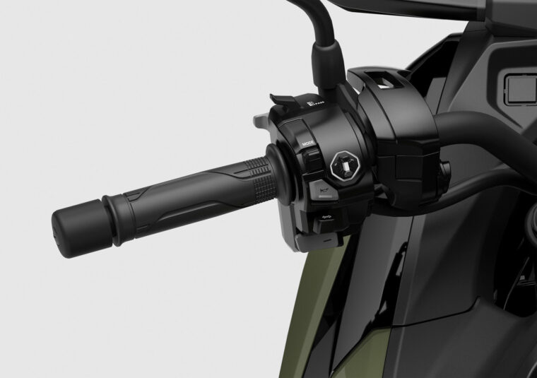 Honda-NC750X-2025-detalles7