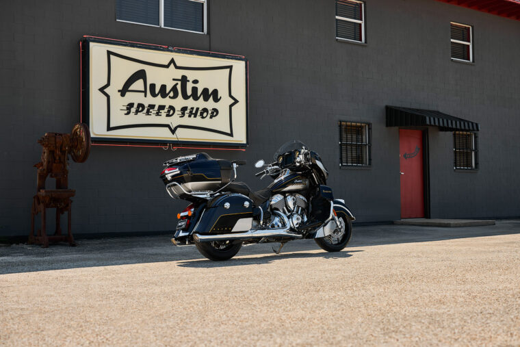 Indian-Roadmaster-Elite-2025-estaticas1