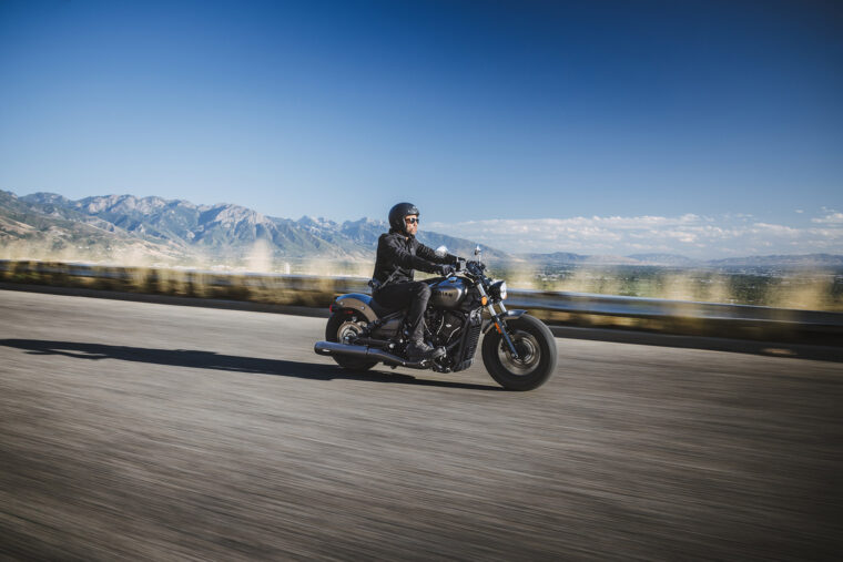 Indian-Scout-Sixty-Bobber-2025-accion8