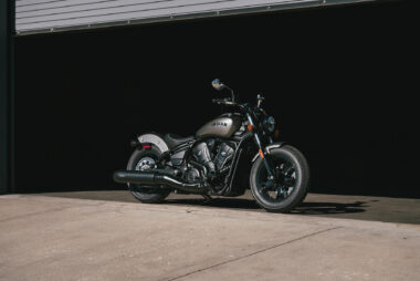 Indian Scout Sixty Bobber 2025 estaticas3