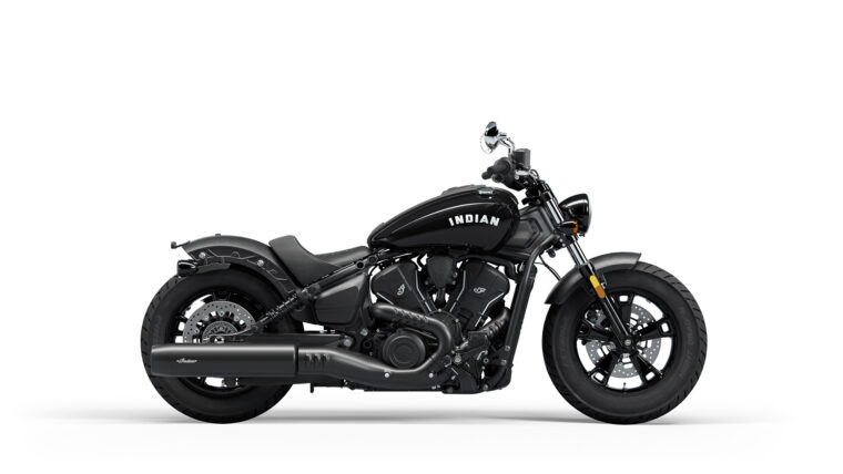 Indian-Scout-Sixty-Bobber-2025-estudio-colores4