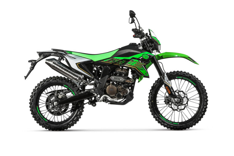 KL-KXE-125-Enduro-2025