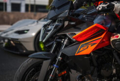 KTM 1390 Super Duke GT 2025 accion10