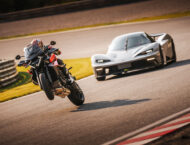 KTM 1390 Super Duke GT 2025 accion17