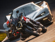 KTM 1390 Super Duke GT 2025 accion39