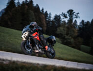 KTM 1390 Super Duke GT 2025 accion57