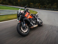 KTM 1390 Super Duke GT 2025 accion72