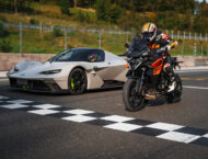 KTM 1390 Super Duke GT 2025 accion8