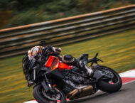 KTM 1390 Super Duke GT 2025 accion91