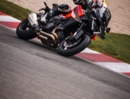 KTM 1390 Super Duke GT 2025 accion92