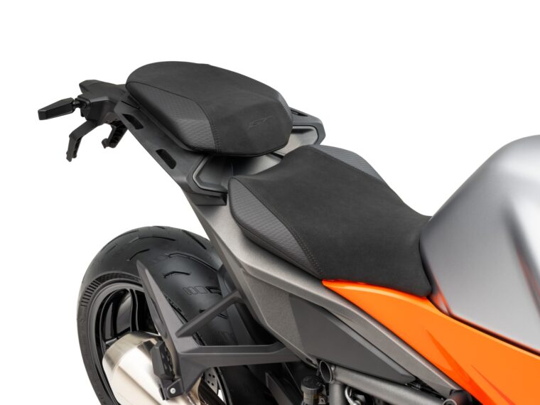 KTM-1390-Super-Duke-GT-2025-detalles1