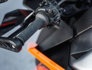 KTM 1390 Super Duke GT 2025 detalles12
