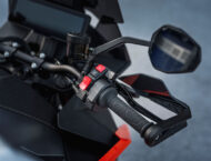 KTM 1390 Super Duke GT 2025 detalles17