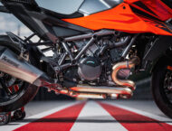 KTM 1390 Super Duke GT 2025 detalles21