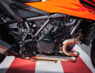 KTM 1390 Super Duke GT 2025 detalles22