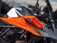 KTM 1390 Super Duke GT 2025 detalles25
